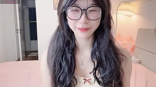 Luminous4173 online show from 12, 5, 2026