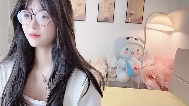 Luminous4173 online show from 21, 4, 2026