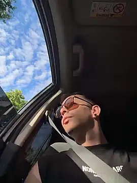 AxelMuller online show from 2, 4, 2026