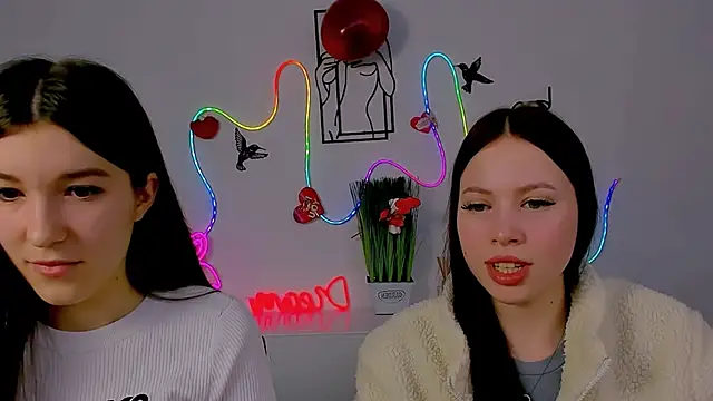 elis sunny online show from 13, 2, 2026