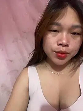 Emxinhka1 online show from 18, 4, 2026