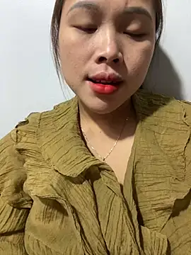 Emxinhka1 online show from 5, 4, 2026