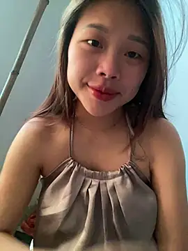 Emxinhka1 online show from 4, 4, 2026