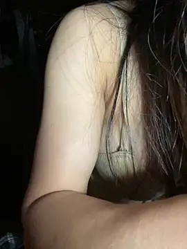 uyensexy online show from 17, 4, 2026