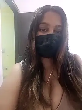 Aliya Hott online show from 19, 4, 2026