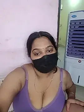Snapshot of Aliya_Hott chatting on 11, 5, 2026 Aliya Hott online show from 11, 5, 2026