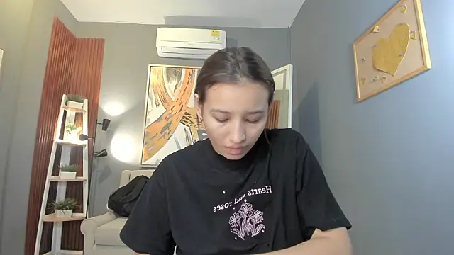 Snapshot of nina_swaan chatting on 10, 2, 2026 nina swaan online show from 10, 2, 2026