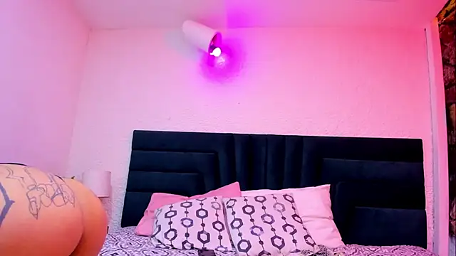 Dahliablack online show from 14, 3, 2026