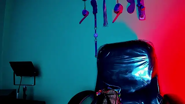 hazz smith  online show from 26, 2, 2026