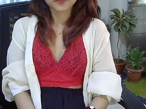 Maaya khan online show from 3, 5, 2026