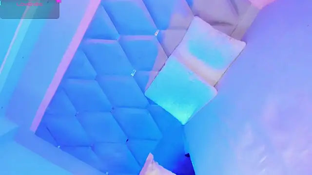 EmmaSweet23 online show from 27, 3, 2026