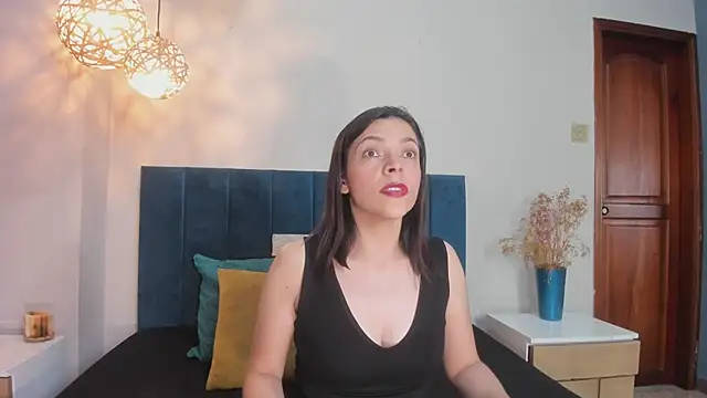 AnnaBroooks online show from 25, 3, 2026