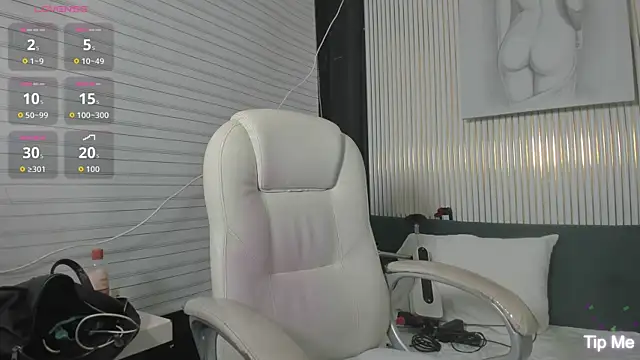 VenusColeman  online show from 28, 2, 2026