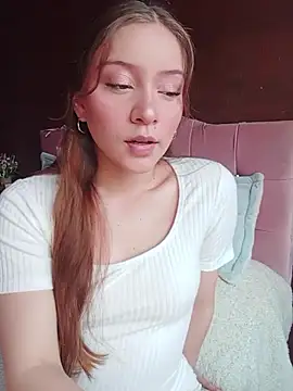 MimiSoftie online show from 15, 3, 2026