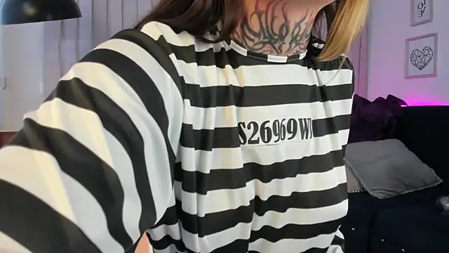 agata volkov online show from 2, 2, 2026