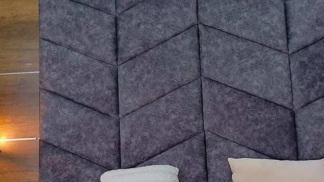 AnnieRouse   online show from 21, 4, 2026