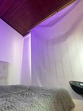  Victoria foxx  online show from 19, 3, 2026