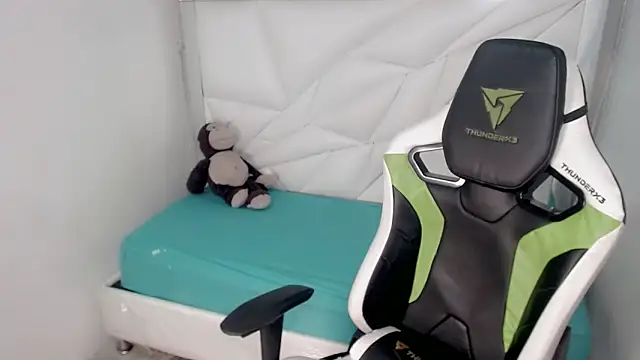 Liarr  online show from 23, 2, 2026