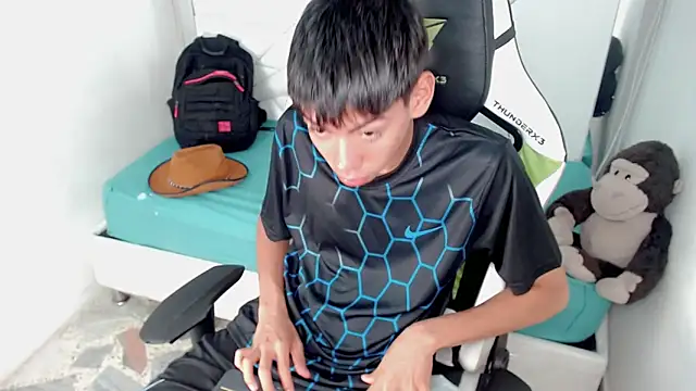 Liarr  online show from 25, 2, 2026