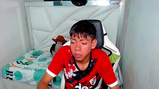 Liarr  online show from 13, 3, 2026