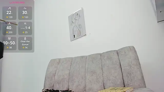velvetluna  online show from 4, 6, 2026