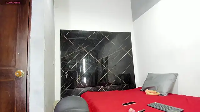 Bonniie 23 online show from 6, 2, 2026