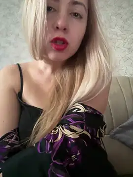 Snapshot of NikkiMis chatting on 17, 2, 2026 NikkiMis online show from 17, 2, 2026