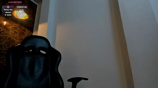 Hanna Becker  online show from 26, 3, 2026