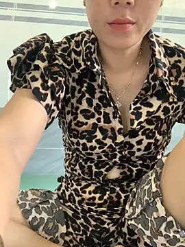 Baby-lovely69 online show from 13, 5, 2026