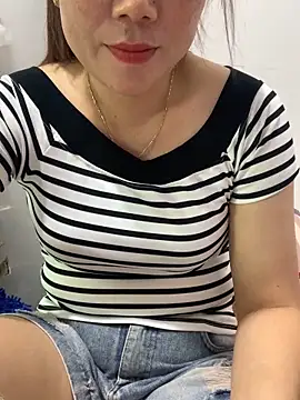 Baby-lovely69 online show from 5, 2, 2026