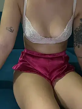 cansuuxx35 online show from 4, 2, 2026