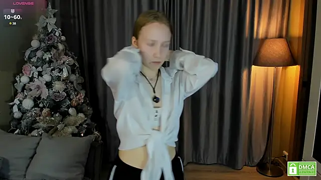 Cutie Ellis online show from 7, 5, 2026