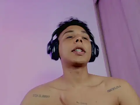 nilo2021 online show from 9, 5, 2026