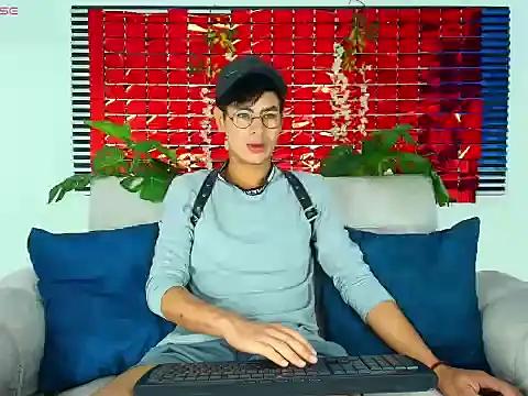 ThiiagoSaeenz online show from 16, 2, 2026