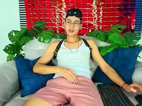 ThiiagoSaeenz online show from 26, 2, 2026