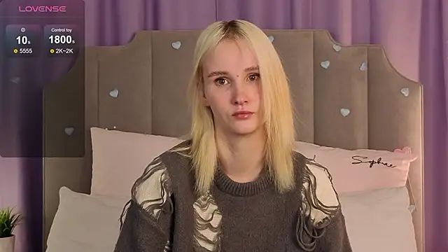 CrystalLili online show from 18, 2, 2026