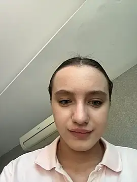 MiaTee online show from 3, 4, 2026