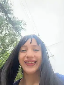 Snapshot of MiaTee chatting on 8, 5, 2026 MiaTee online show from 8, 5, 2026