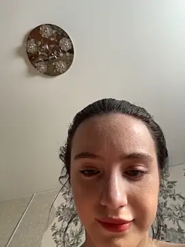 MiaTee online show from 2, 3, 2026