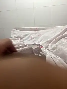 comesuabuceta online show from 7, 4, 2026