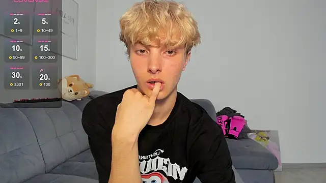 bunnyblush67 online show from 16, 6, 2026