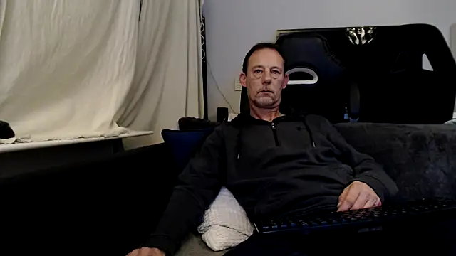 Sexy Ass Mike online show from 17, 2, 2026