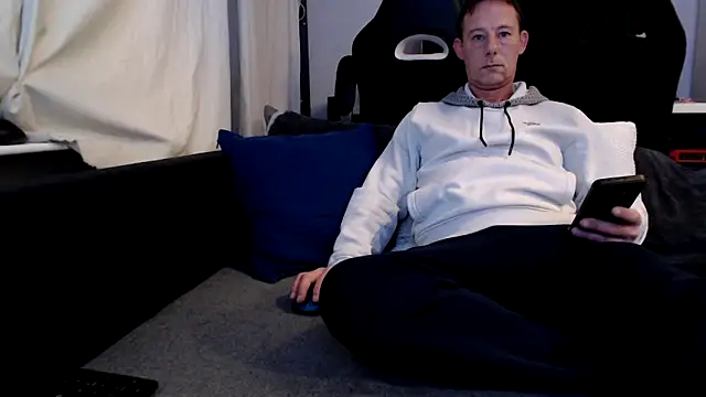 Sexy Ass Mike online show from 9, 2, 2026