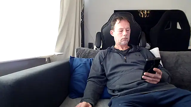 Sexy Ass Mike online show from 16, 2, 2026