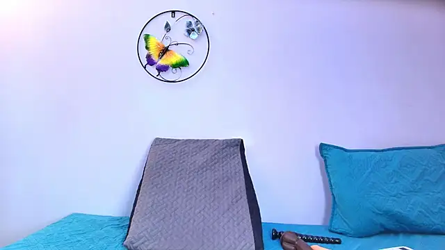 melany roberts  online show from 27, 2, 2026