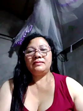Cold-girlr12 online show from 4, 5, 2026