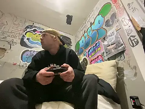 gothboiplzty online show from 20, 4, 2026