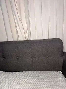 cristal  violetaa online show from 12, 2, 2026