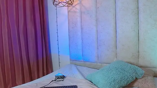 madissonrousecs online show from 19, 4, 2026