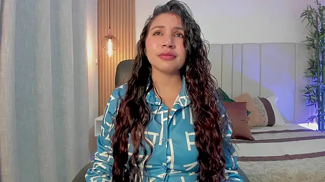 Victoria Rosee online show from 4, 5, 2026